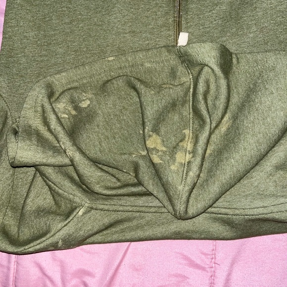 green jacket - Picture 3 of 3